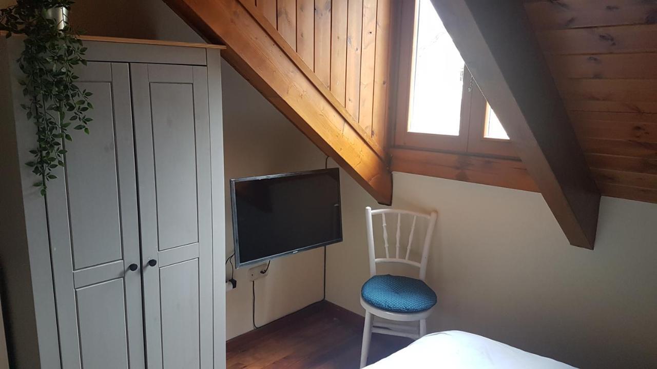 Family Attic Esterri Esterri d'Àneu Kültér fotó